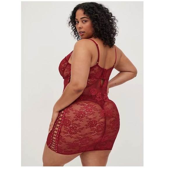 NWT TORRID UNDERWIRE CHEMISE - LACE UP RED - Picture 3 of 5